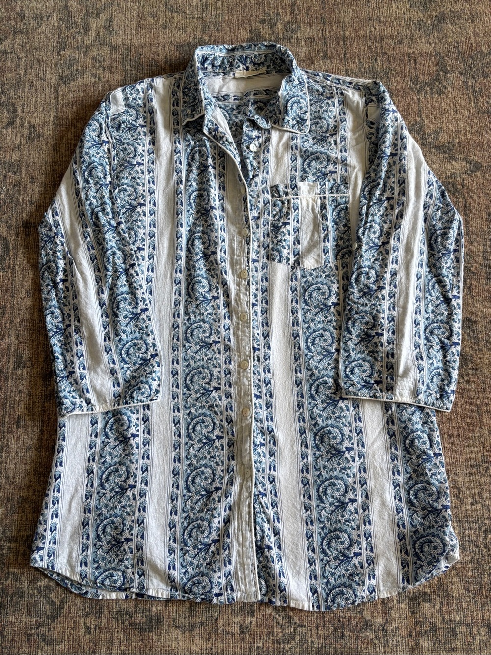 Julia Amory Blue Floral Cotton Husband Shirt Size L